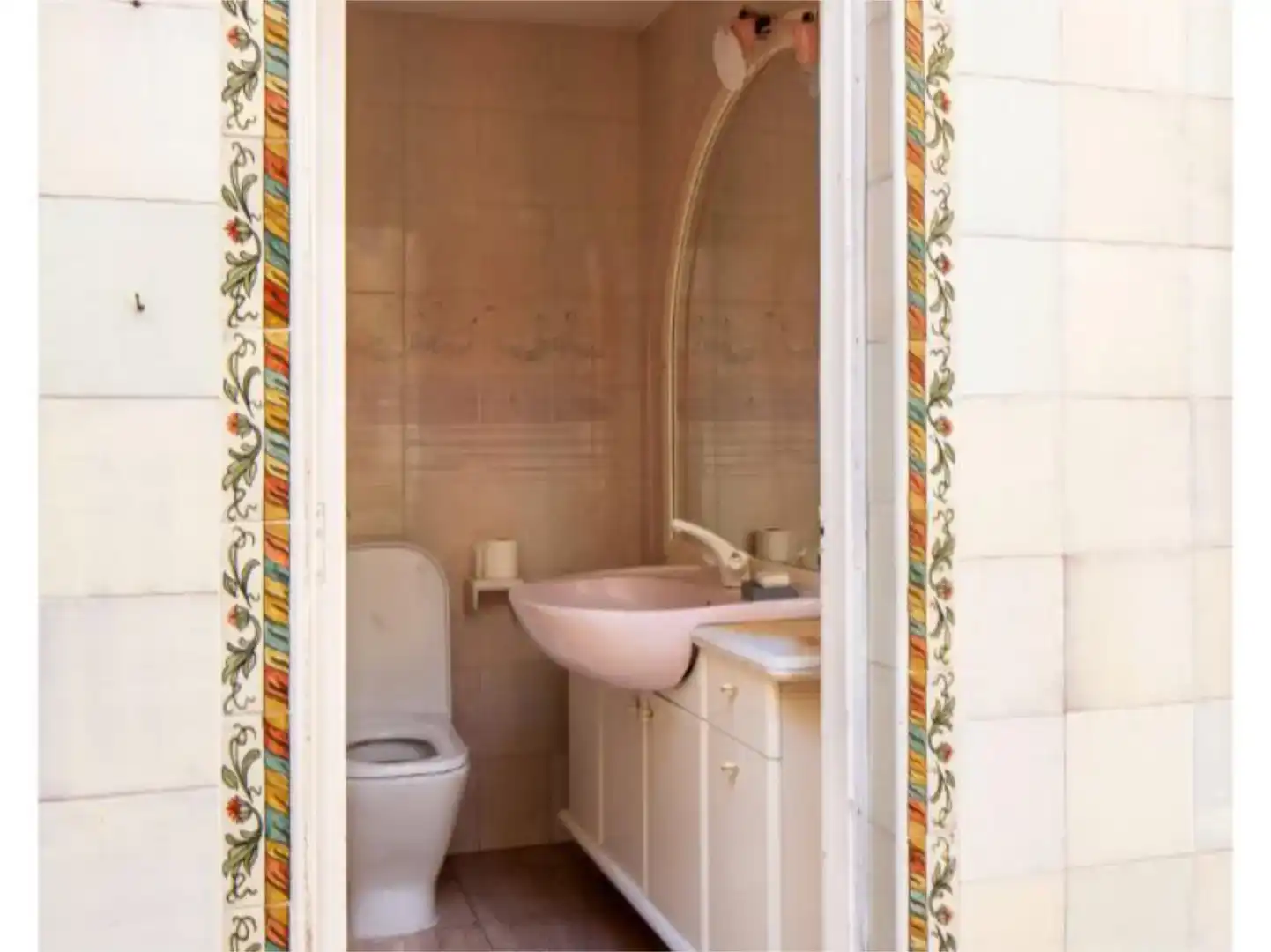 Bathroom of Houses for sale in Sabadell  with Air Conditioner and Balcony
