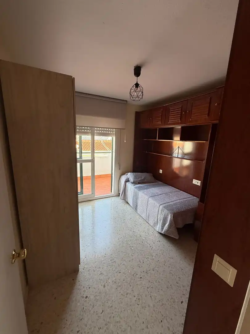 Habitación de Casa o chalet en venta en Alhaurín de la Torre con Aire acondicionado, Calefacción y Jardín privado
