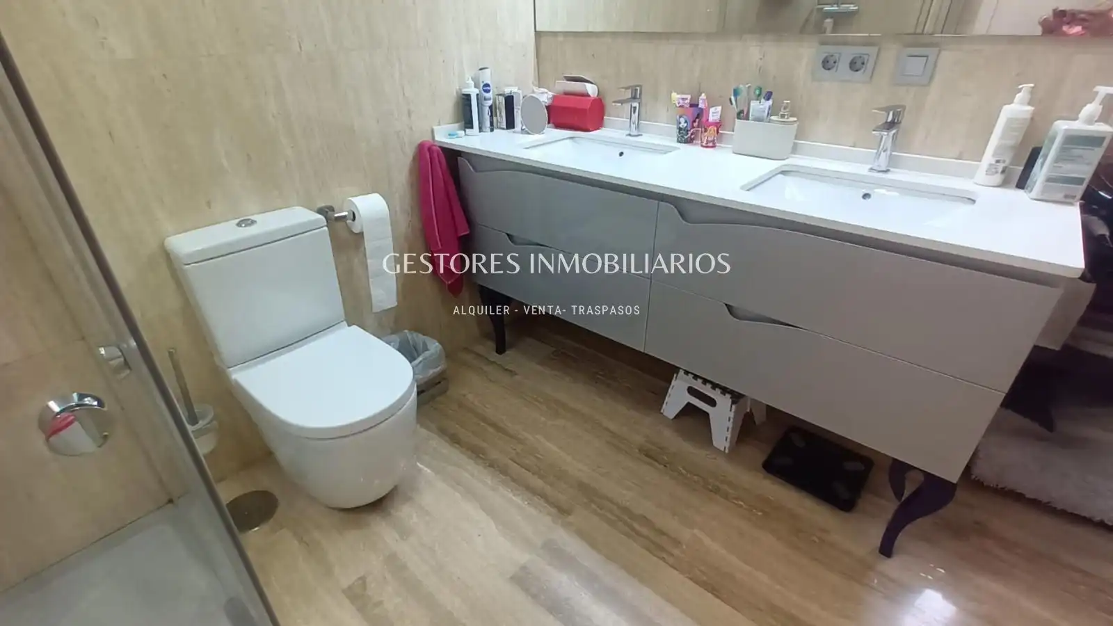 Badezimmer von Dachboden zum Verkauf in Ibi mit Klimaanlage, Heizung und Terrasse