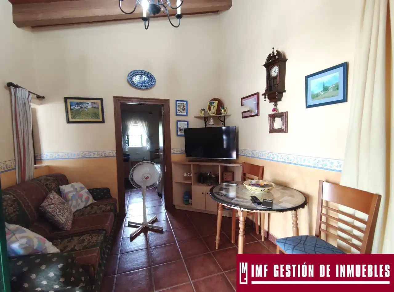 Finca rústica en venta en Vélez-Málaga con Jardín privado, Terraza y Trastero