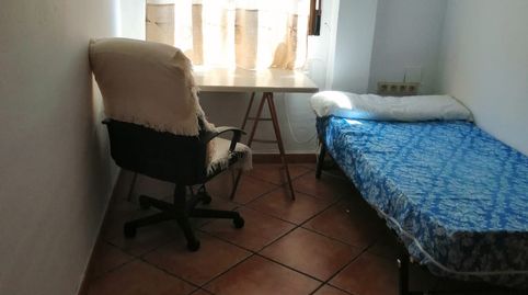 Foto 2 de Piso de alquiler en Calle Curro Cúchares, 23, La Cruz, Granada Capital