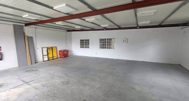 Nave industrial en Alquiler en Avenida Montecelo en La Seca - Los Salgueriños