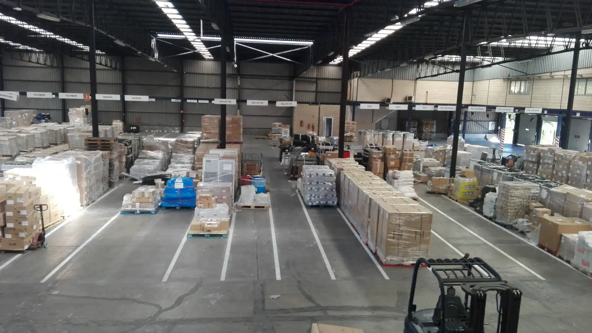 Nave industrial de alquiler en Castellbisbal con Calefacción y Alarma