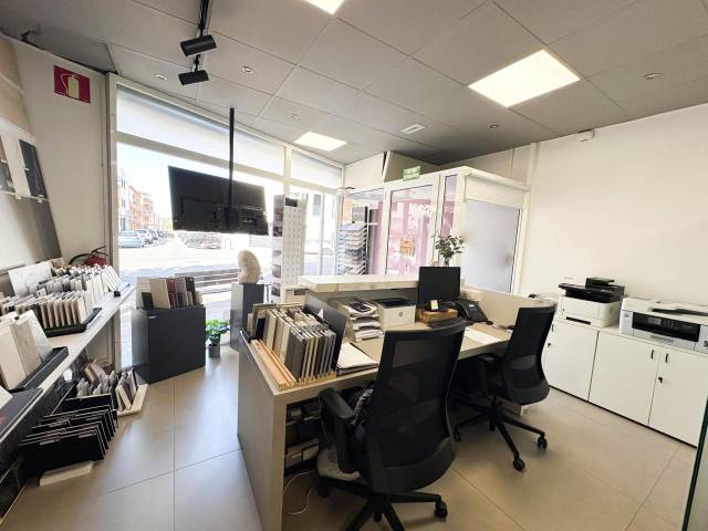 Local comercial en Venta en De Rellinars en Zona Esportiva