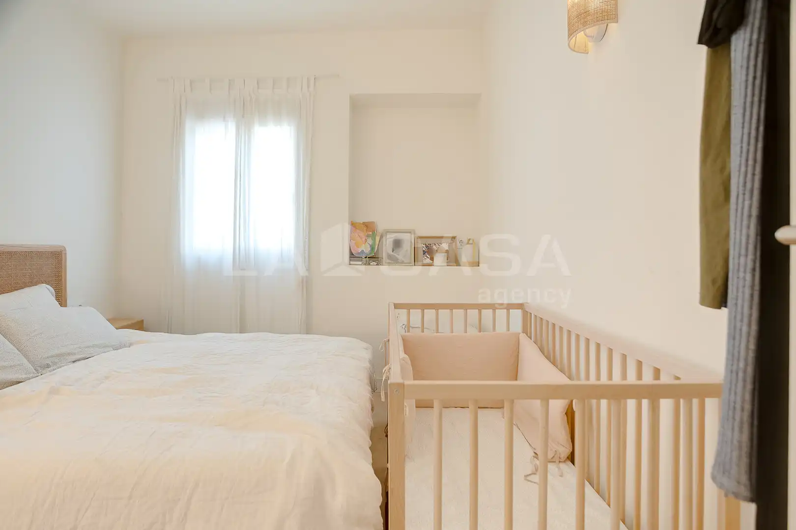 Habitación de Ático en venta en Barcelona con Aire acondicionado, Calefacción y Parquet