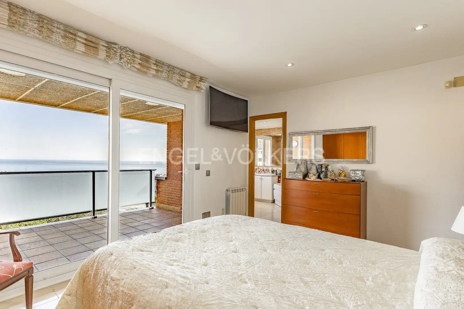 Duplex with terrace for sale in Les Botigues de Sitges, imagen 28