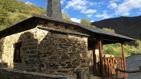 Foto 4 de Casa o xalet en venda a Urbanización Patricia - Campo, Ponferrada