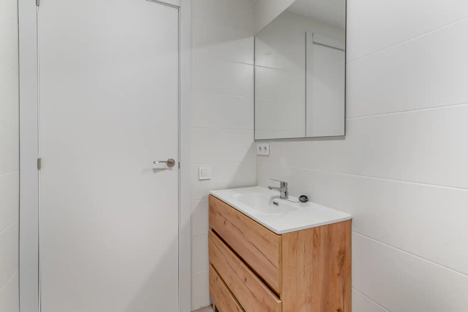Bany de Pis en venda en Barcelona amb Parquet i Forn