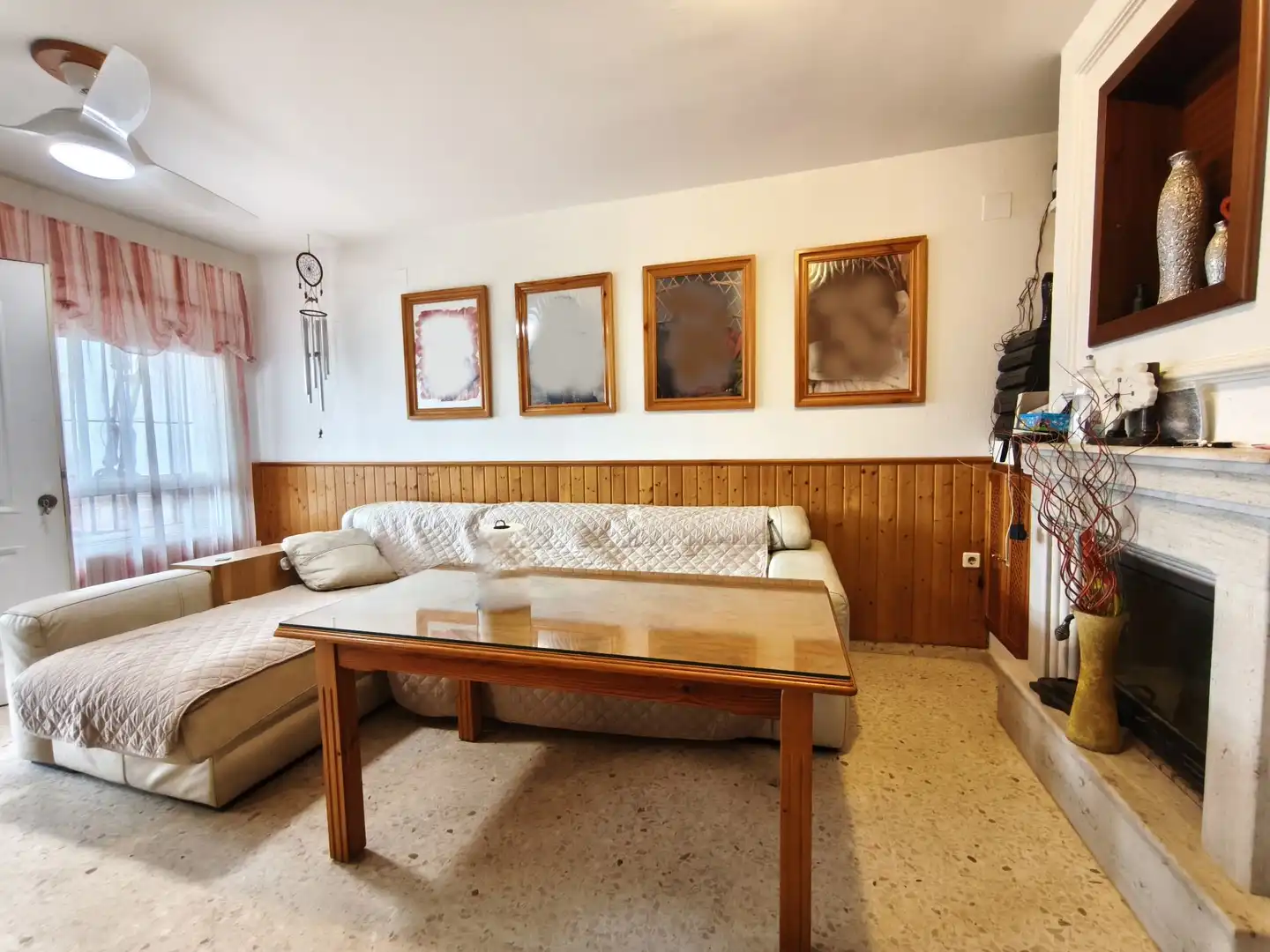 Sala de estar de Casa adosada en venta en El Portil con Aire acondicionado y Piscina comunitaria