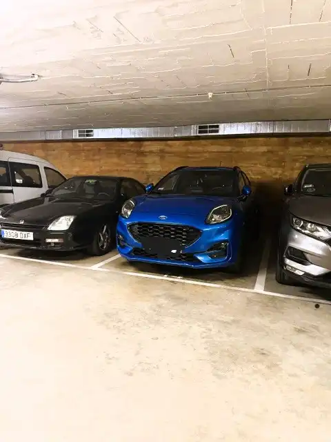 Aparcament de Pis en venda en Montgat amb Aire condicionat, Calefacció i Parquet