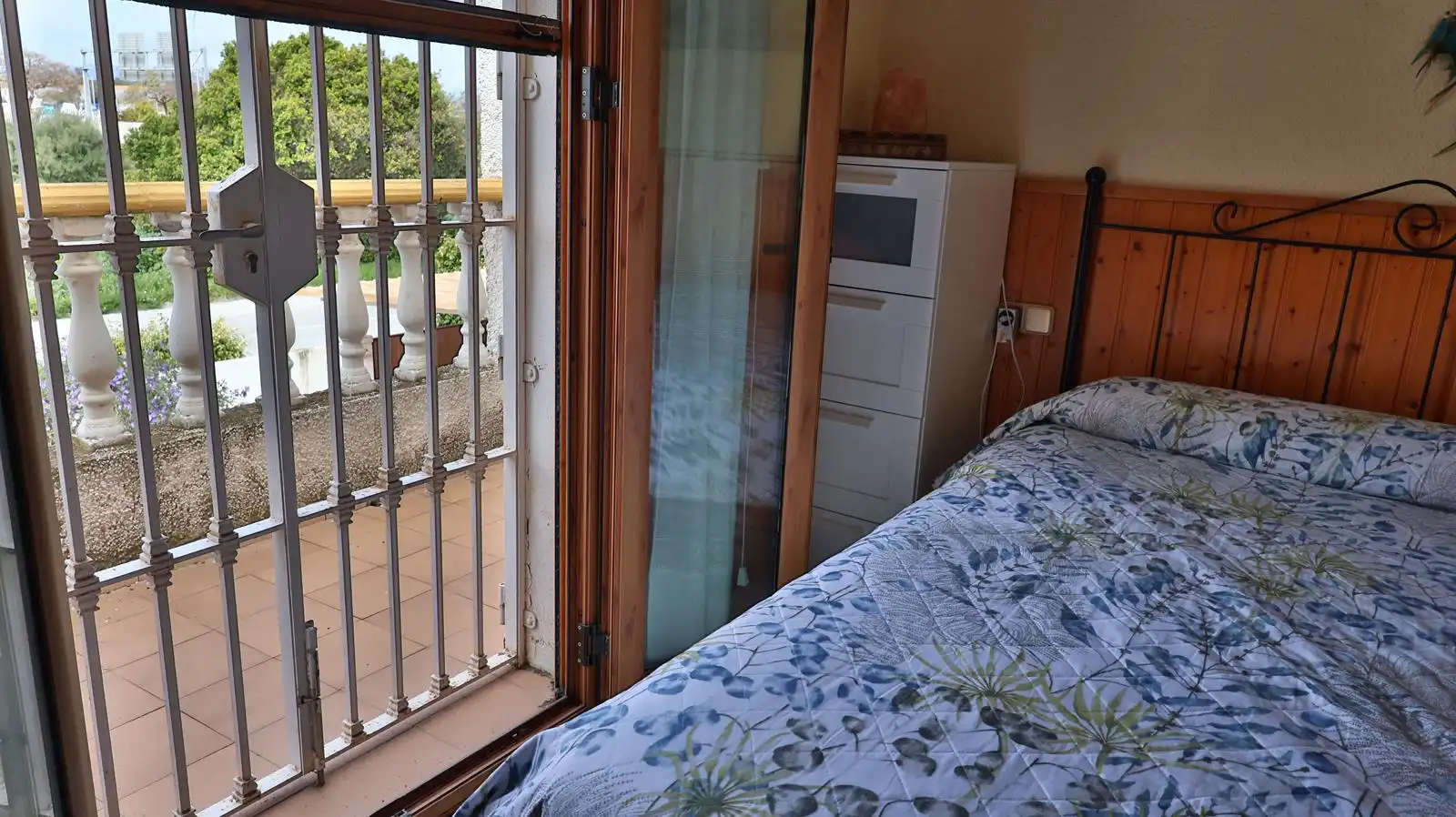 Bedroom of Detached homes for sale in Málaga  with Terrace and Community pool