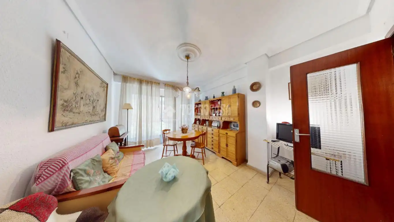 Piso en venta en En Corts - Doctor Waksman , Quatre Carreres, Valencia Capital