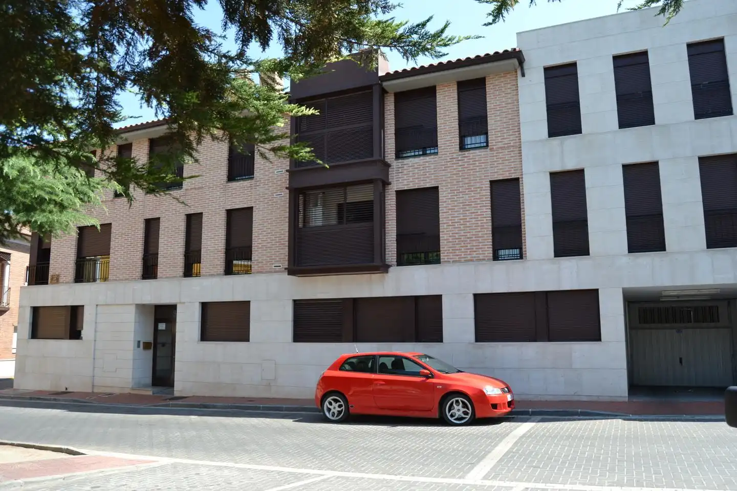 Garaje de alquiler en San Julián, Olmedo
