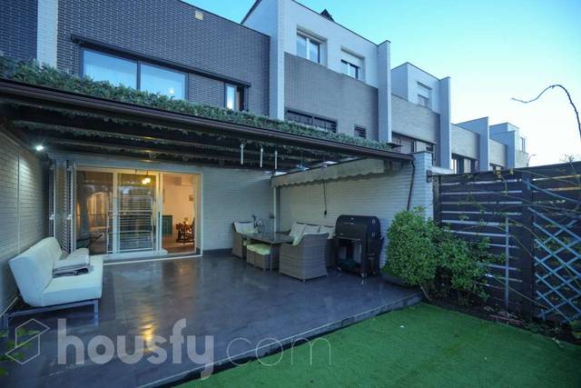 Piso en Venta en Cl Antonio Gades, . en Ensanche de Vallecas - La Gavia