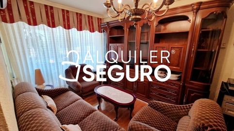 Foto 2 de Piso de alquiler en De Los Estados, Centro, Fuenlabrada