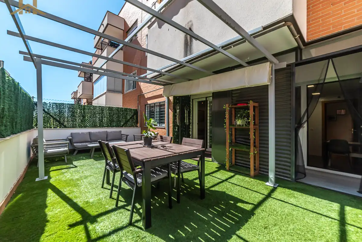 Terraza de Piso en venta en Arroyomolinos (Madrid) con Calefacción, Jardín privado y Terraza