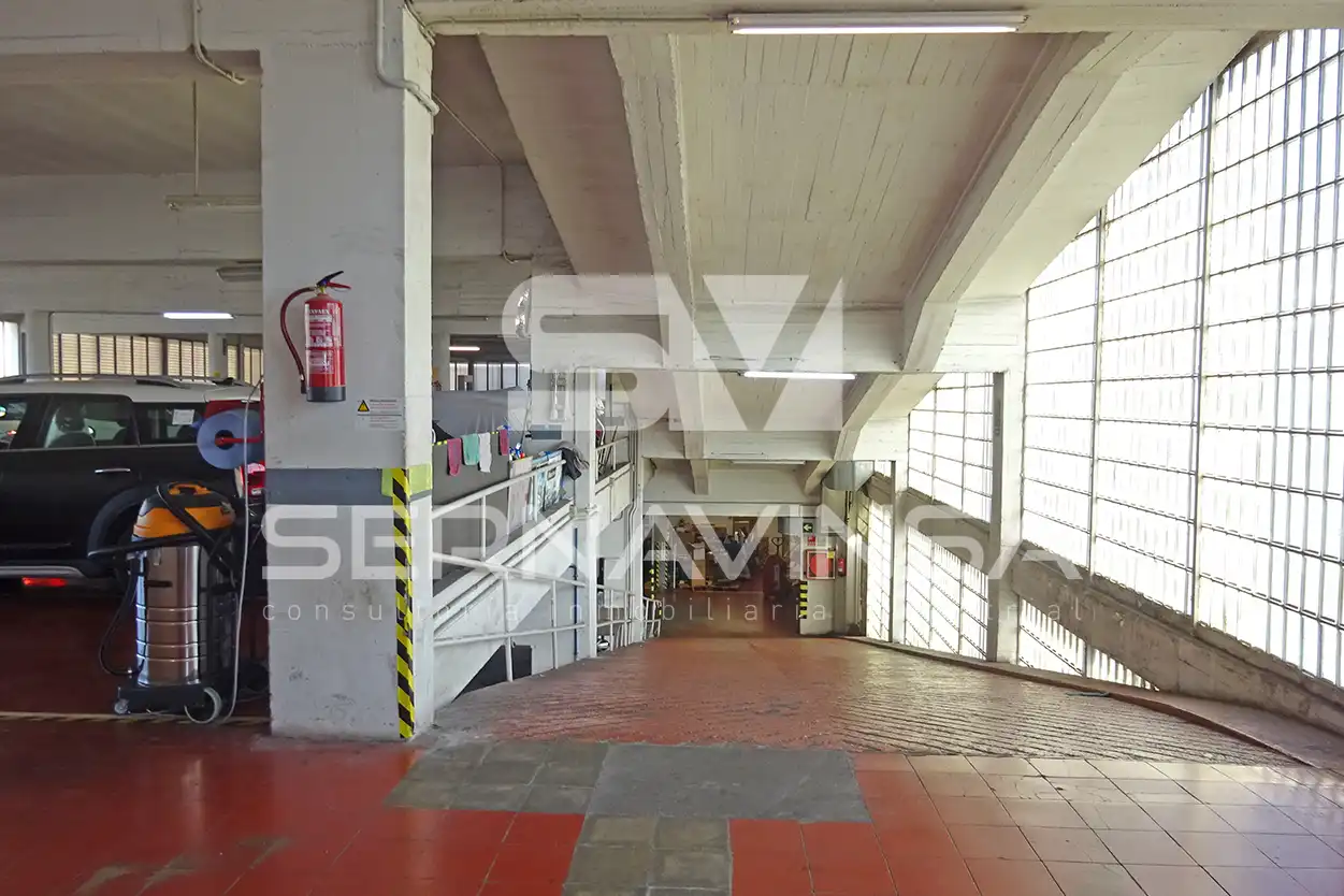 Parking de Edificio en venta en Terrassa