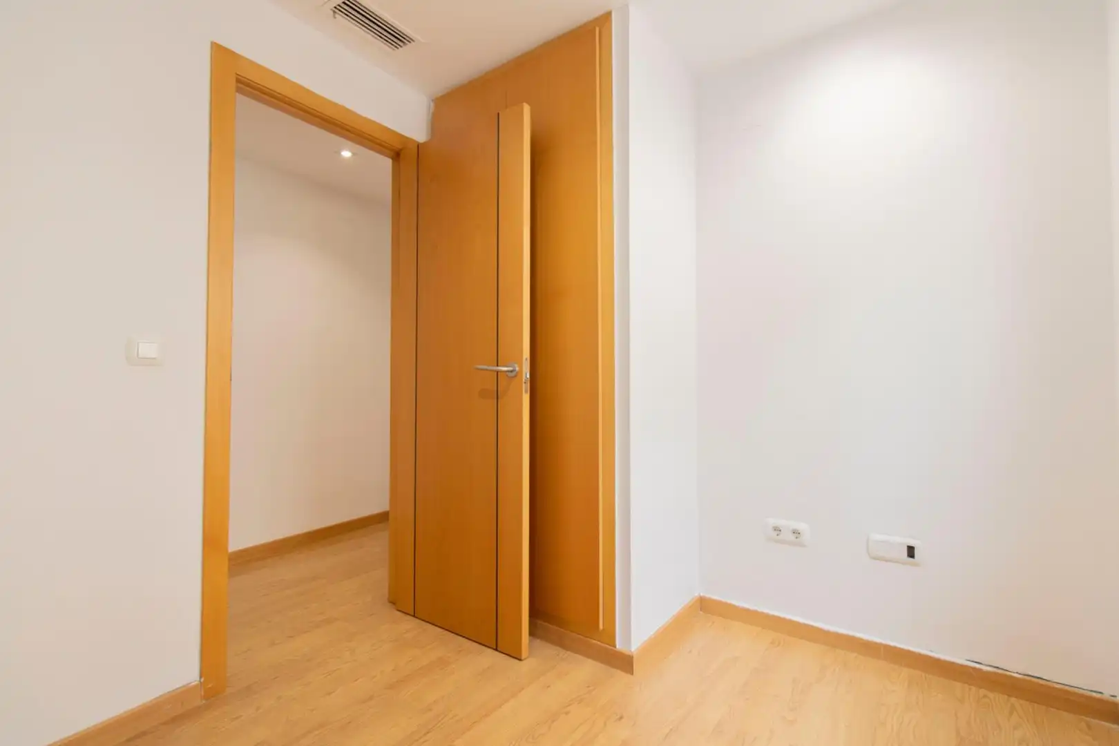 Flat for sale in Avenida PRINCEPS D'ASTURIES, Massalfassar