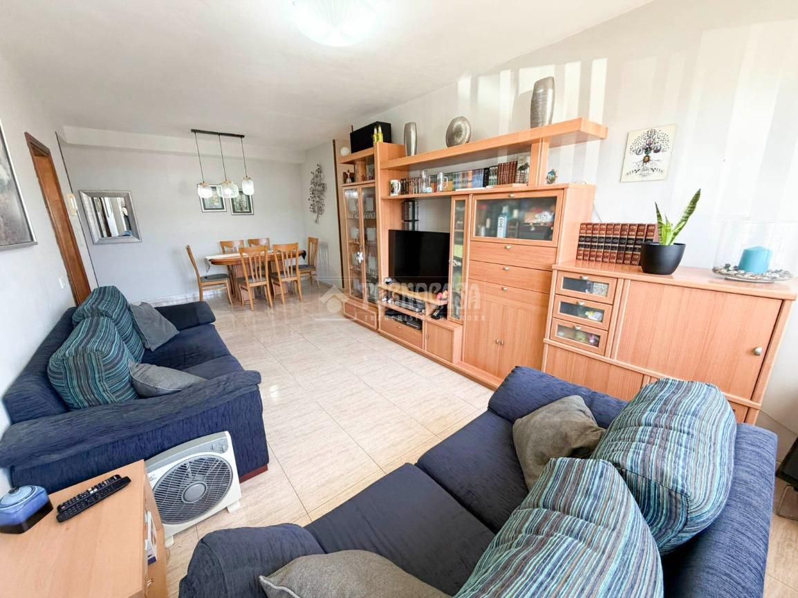 Sala d'estar de Pis en venda en Las Palmas de Gran Canaria