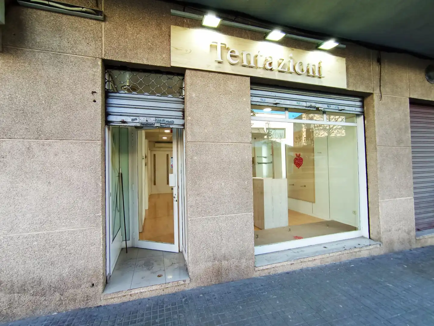Gewerbefläche zur Miete in Francesc Macià 16, imagen 2