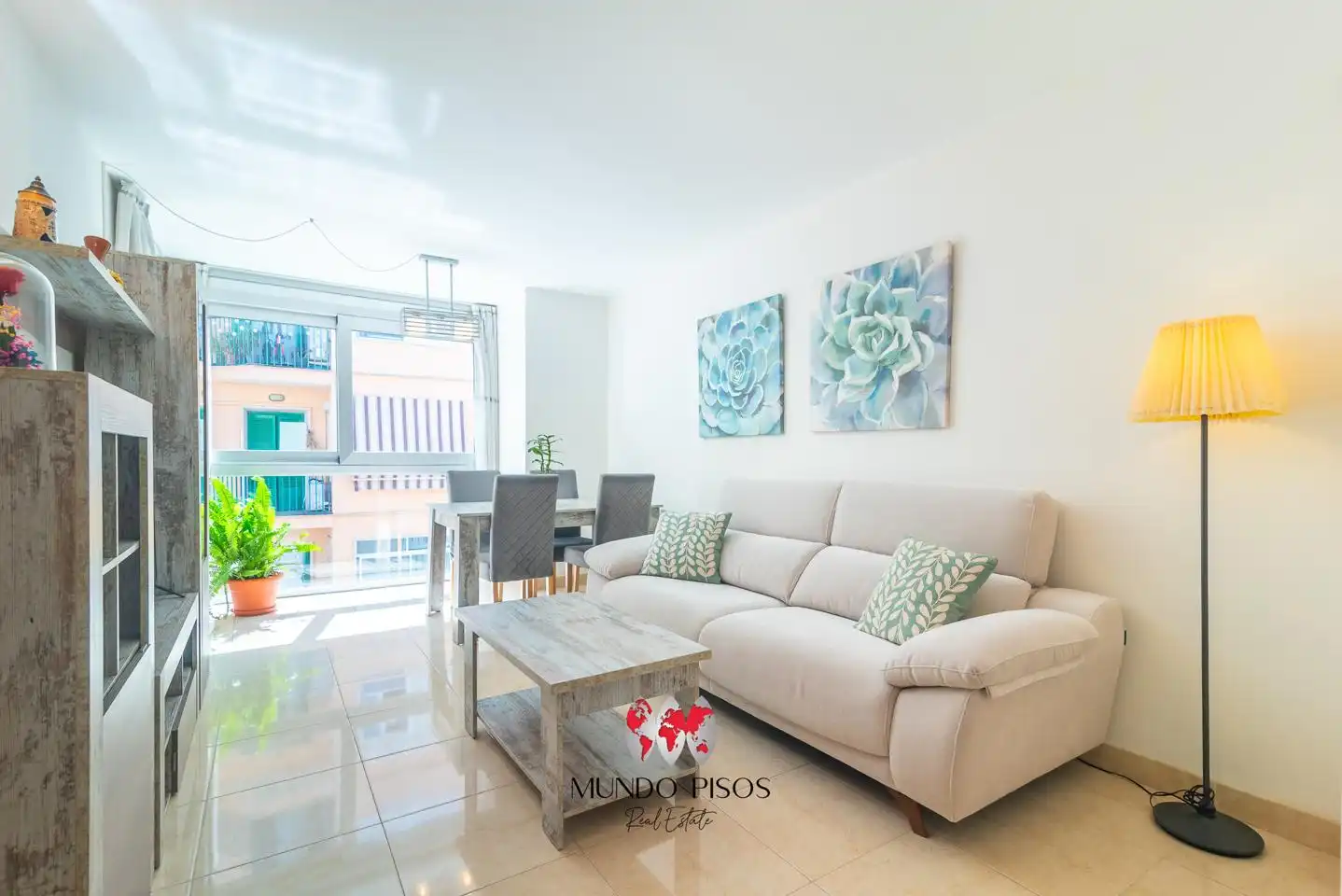 Living room of Flat for sale in  Palma de Mallorca  with Air Conditioner, Heating and Storage room