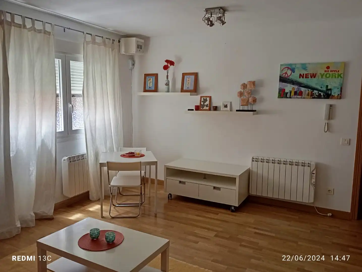 Sala d'estar de Pis en venda en Trijueque amb Calefacció, Parquet i Moblat