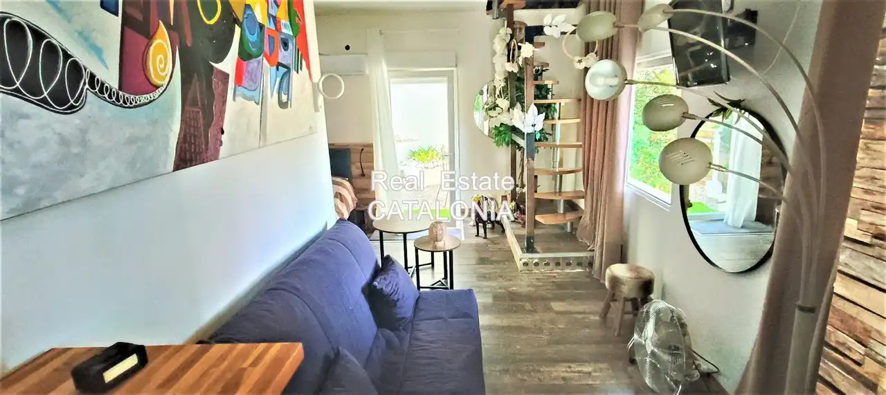 Vista exterior de Casa o xalet en venda en Lloret de Mar amb Aire condicionat, Calefacció i Jardí privat