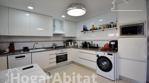 PRECIOSO ADOSADO EN URBANIZACIÓN CON PISCINA, GARAJE Y TERRAZA, imagen 5
