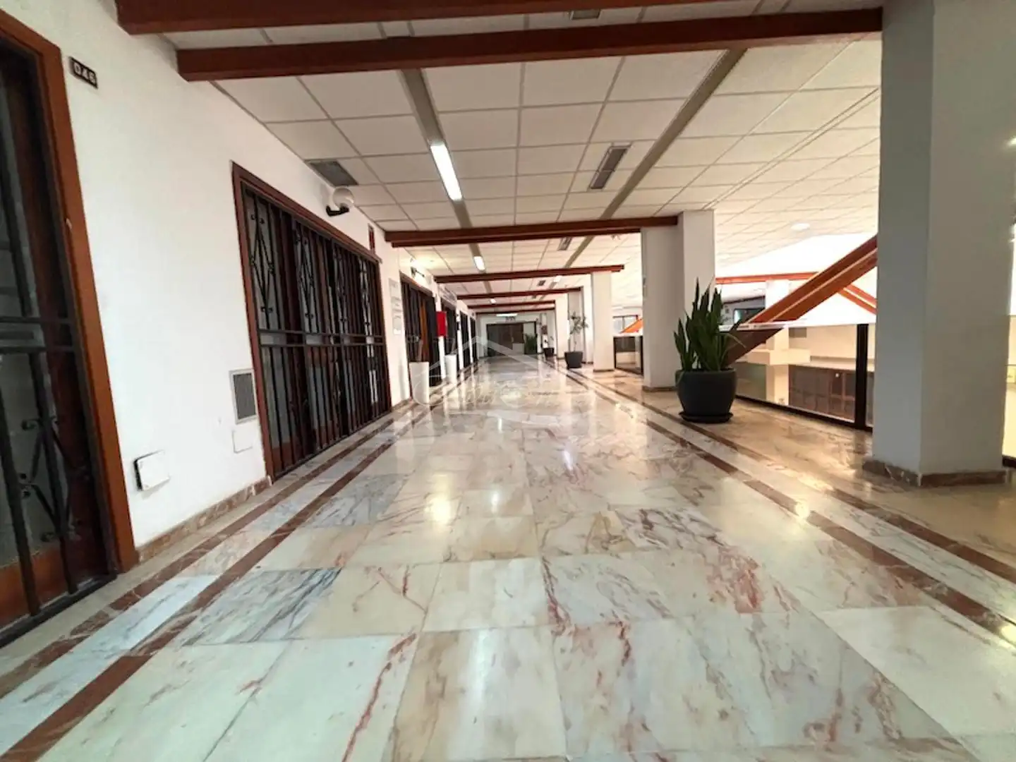 Büro zum Verkauf in Adeje