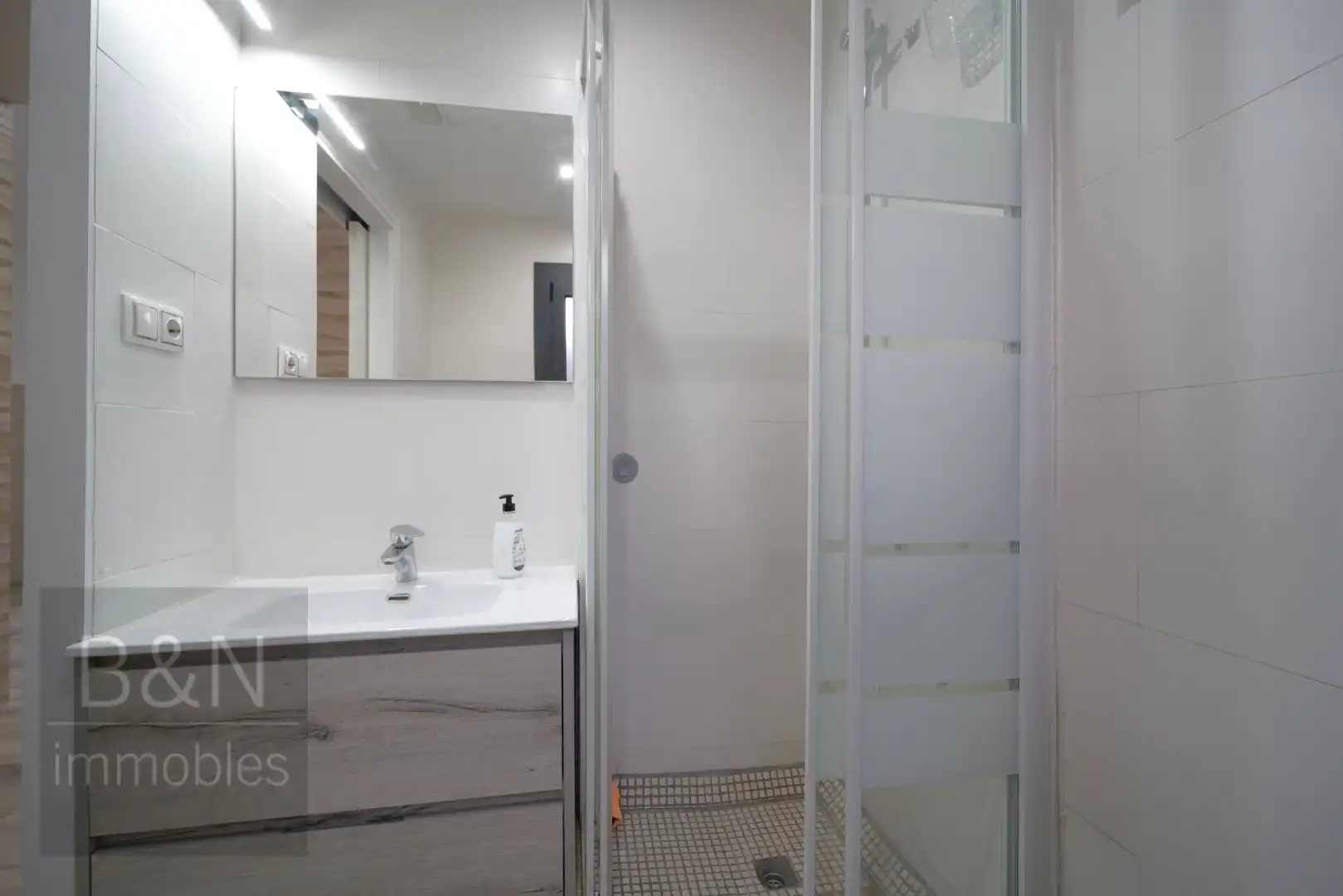 Bathroom of Houses for sale in Rubí  with Air Conditioner, Heating and Swimming Pool