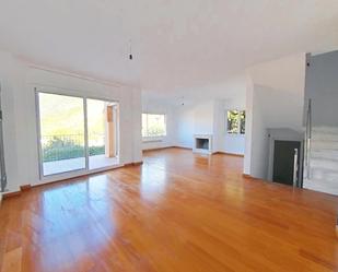 Exterior view of House or chalet for sale in Castelldefels  with Air Conditioner, Heating and Parquet flooring