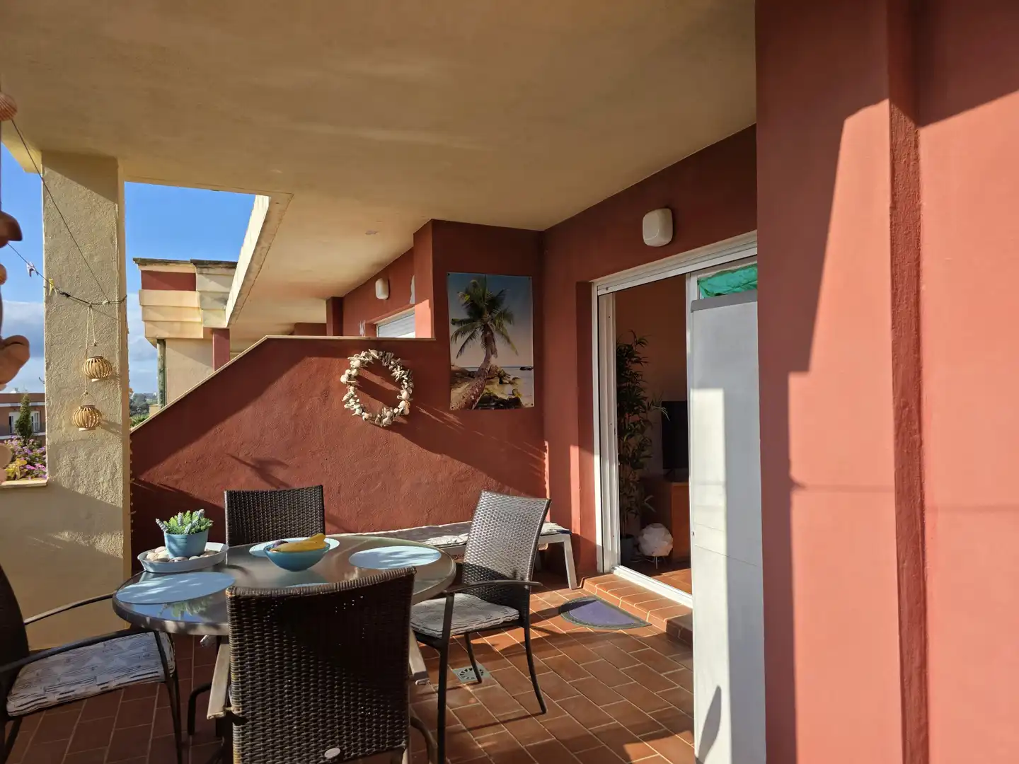 Terrasse von Wohnungen zum Verkauf in La Línea de la Concepción mit Klimaanlage, Terrasse und Schwimmbad