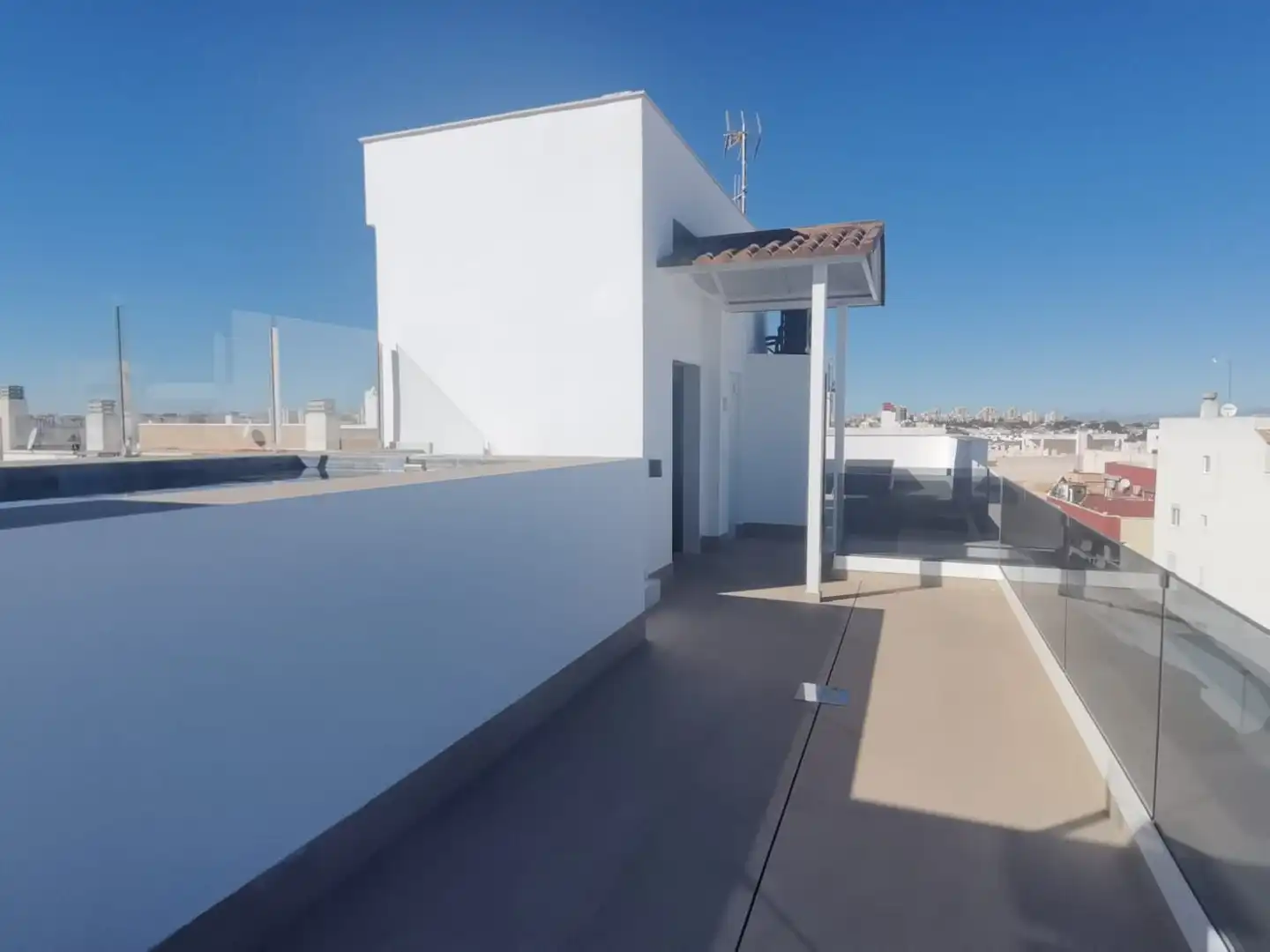 Ático con piscina en venta en Playa de los Locos, imagen 14