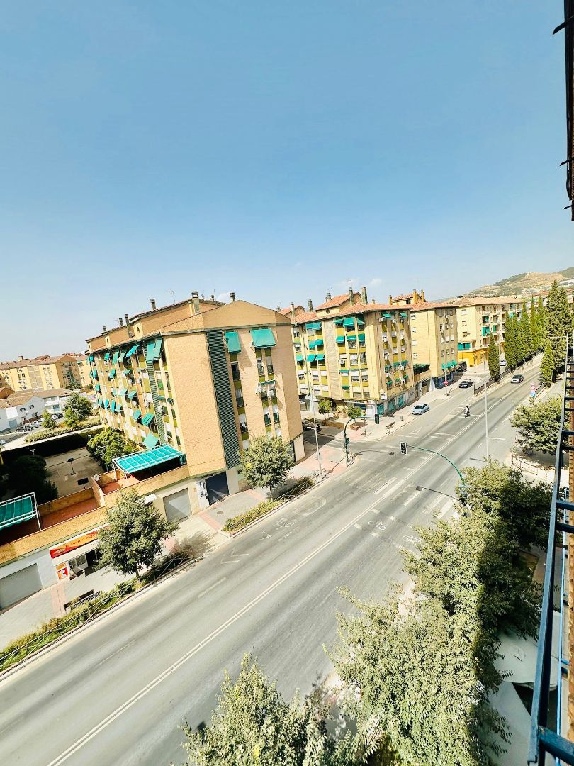 Exterior view of Flat to rent in  Granada Capital  with Air Conditioner, Heating and Terrace