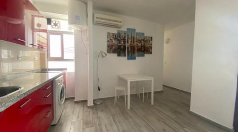 Foto 4 de Apartament per a compartir a El Torrejón - El Cerezo,  Sevilla Capital