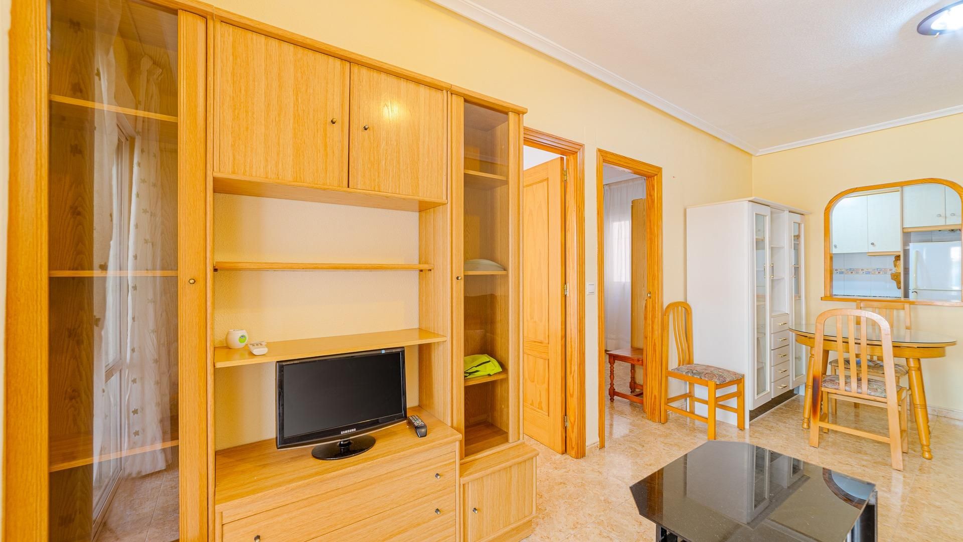 Dormitori de Apartament en venda en Torrevieja amb Aire condicionat, Terrassa i Balcó