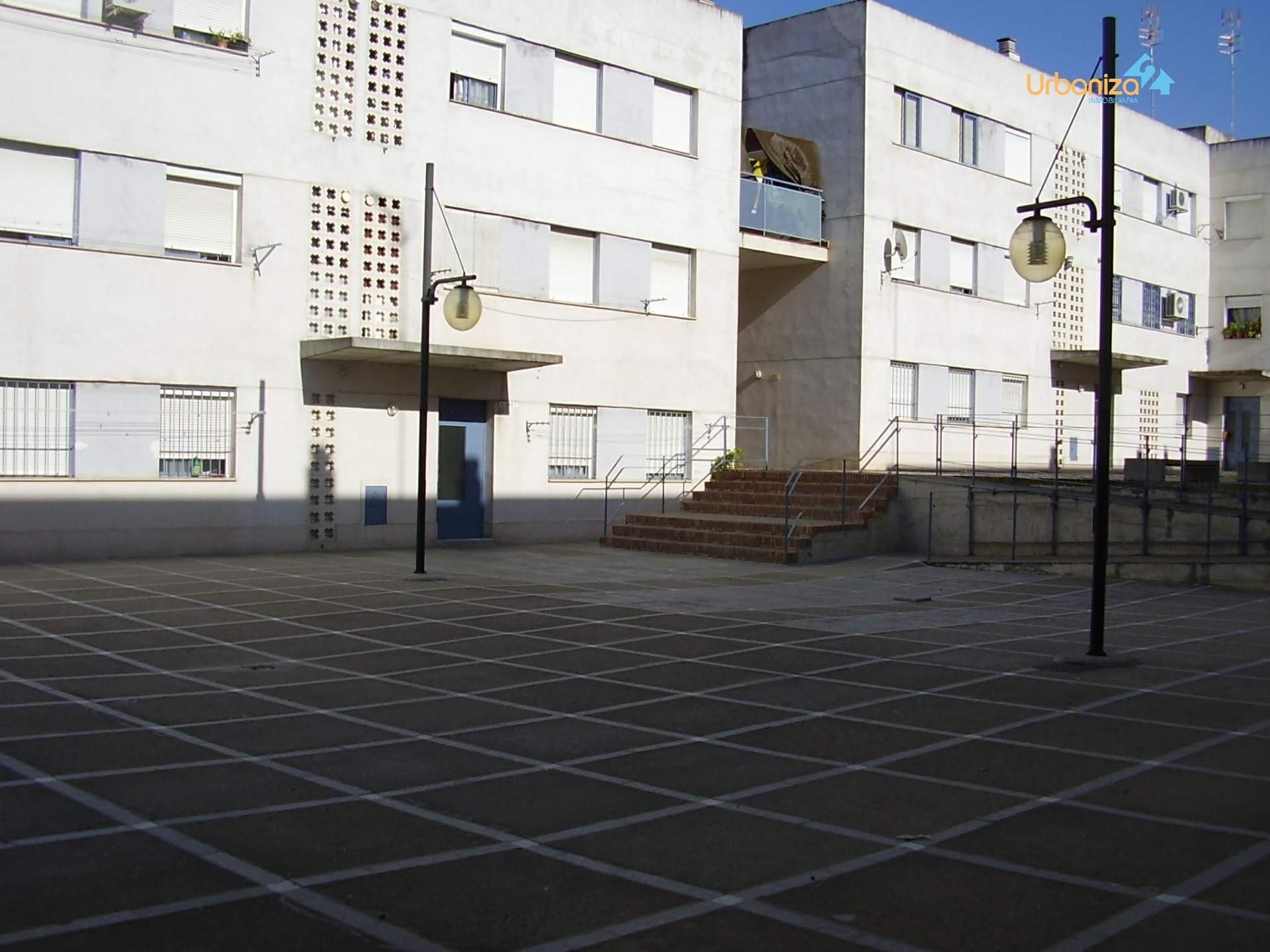 Planta baja en venta en Calle JOSE M GILES ONTIVEROS, Pardaleras