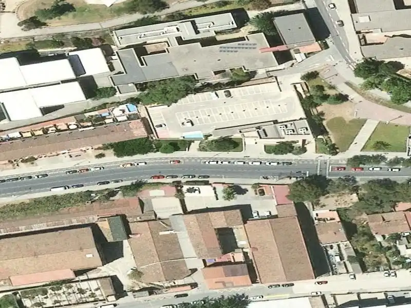 Vista exterior de Piso en venta en Cornellà de Llobregat