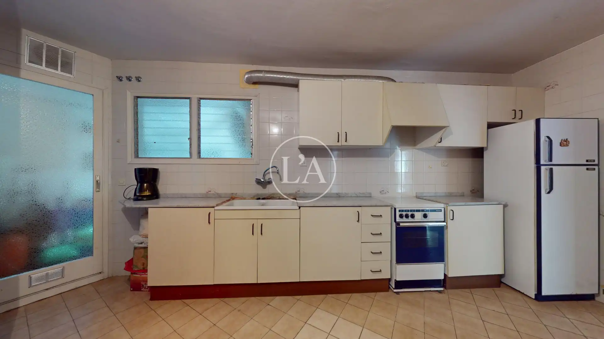 Kitchen of Flat for sale in Casc Antic - Nou Cambrils