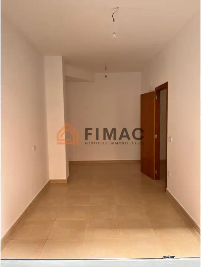 Piso en venta en Sant Hipòlit de Voltregà con Calefacción