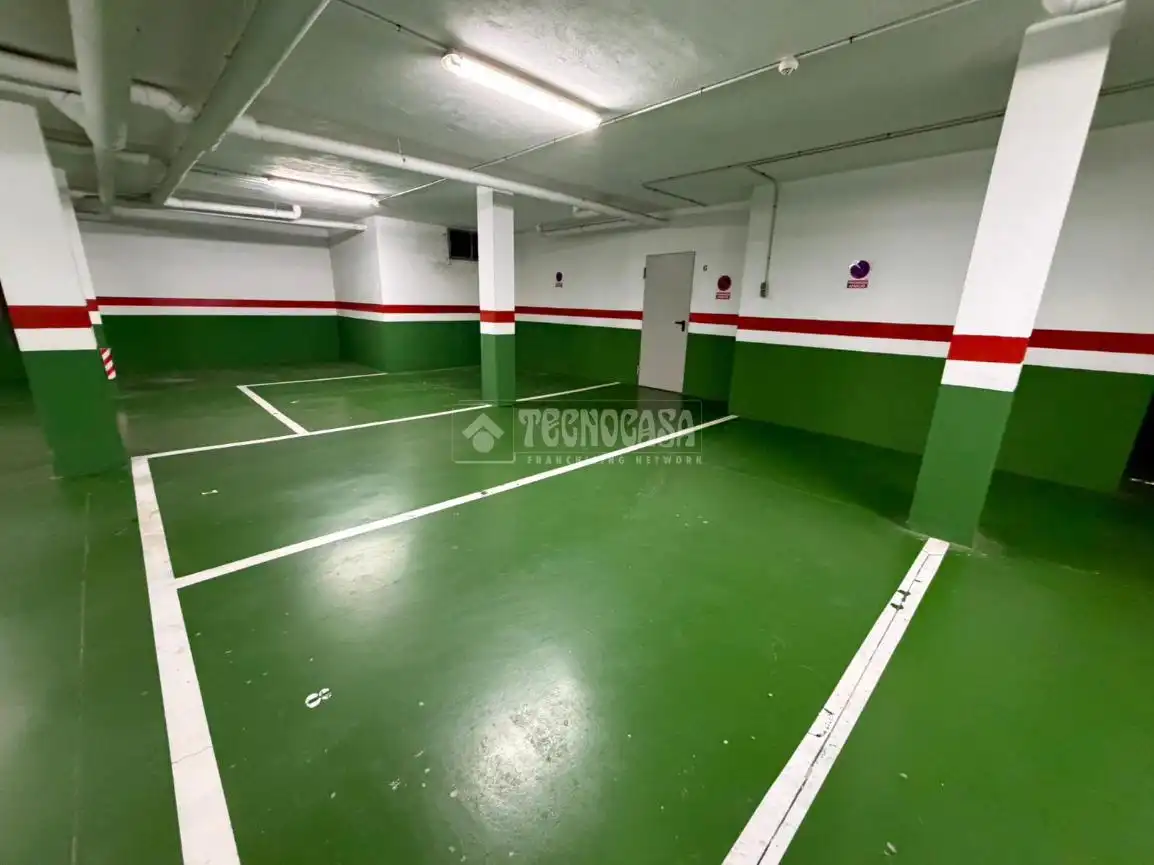 Parking of Garage for sale in Casares  with Alarm