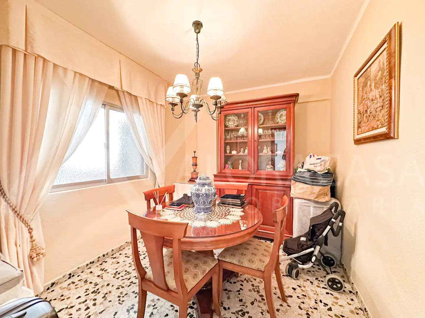 Dining room of Flat for sale in Málaga  with Air Conditioner, Terrace and Furnished