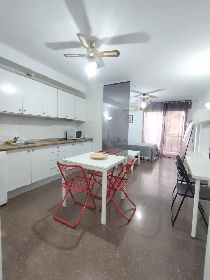 Study for rent in Santa María de Gracia
