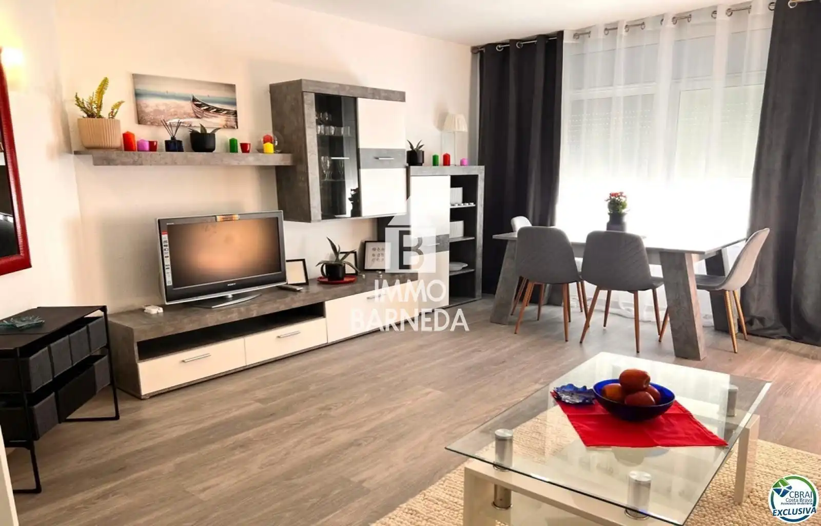 Vista exterior de Piso en venta en Empuriabrava con Aire acondicionado, Calefacción y Terraza