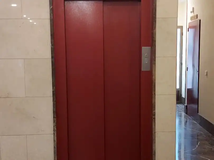 Individual en venta en Calle de Santa Bárbara 4, imagen 4