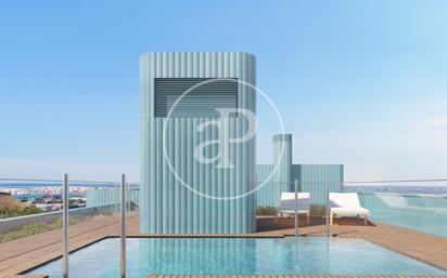 Swimming pool of Flat for sale in  Barcelona Capital  with Air Conditioner, Heating and Balcony