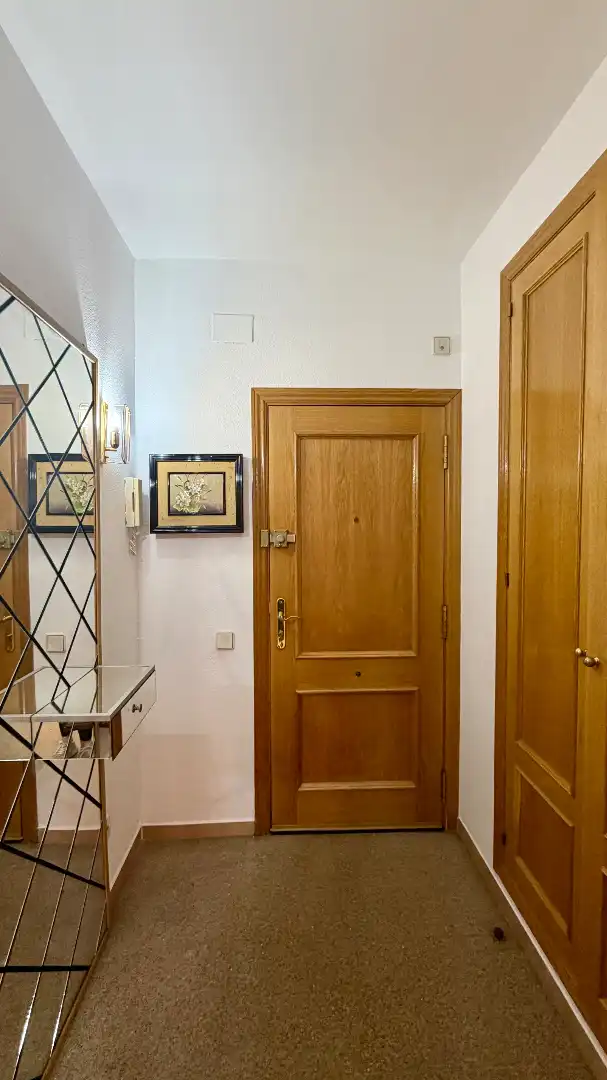 Wohnung zum Verkauf in Figueres mit Klimaanlage, Heizung und Möbliert