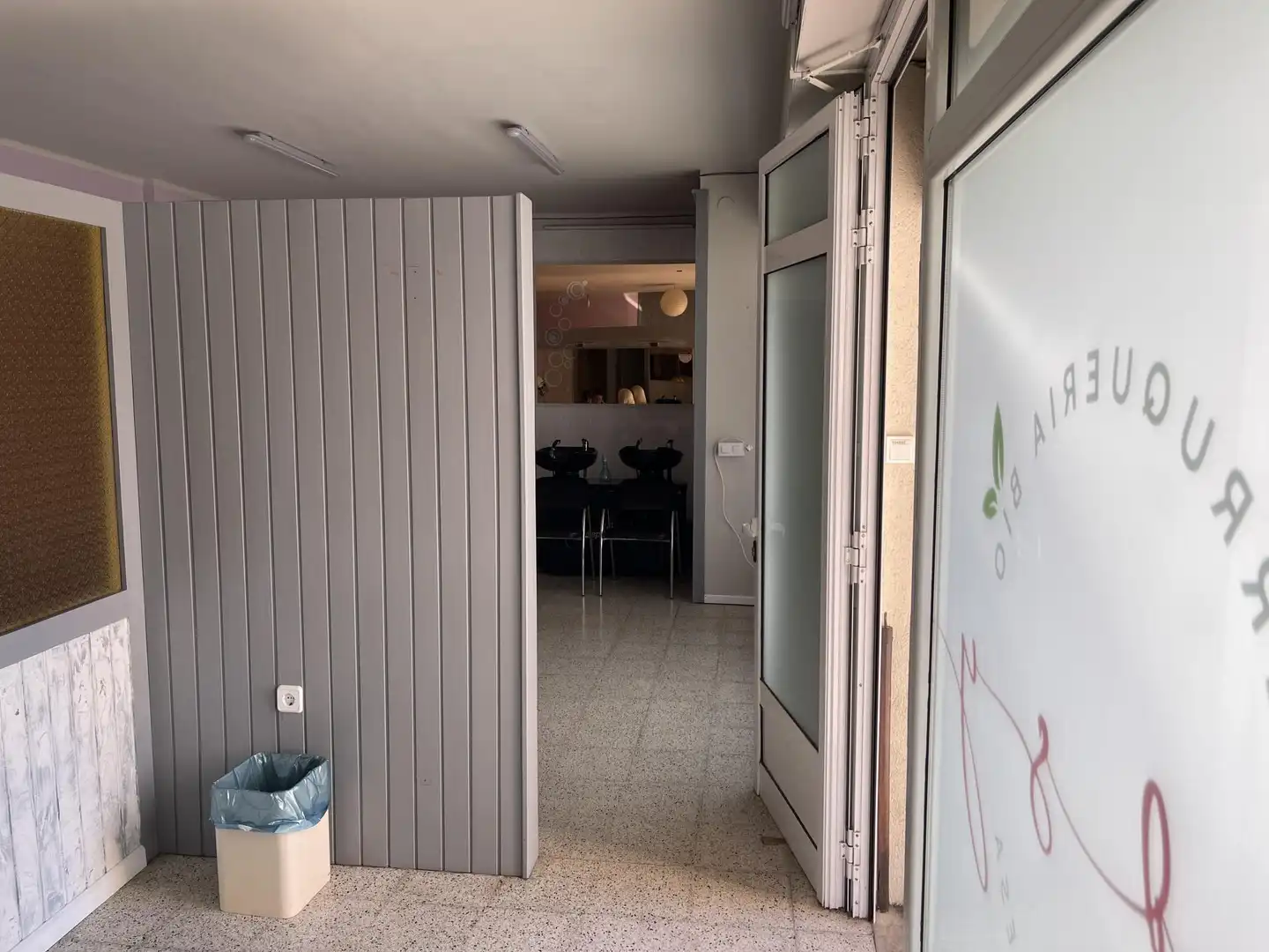 Business premises for sale in Olot, imagen 2