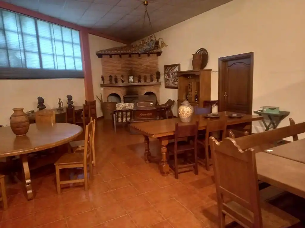 Menjador de Local en venda en Belorado amb Calefacció i Alarma