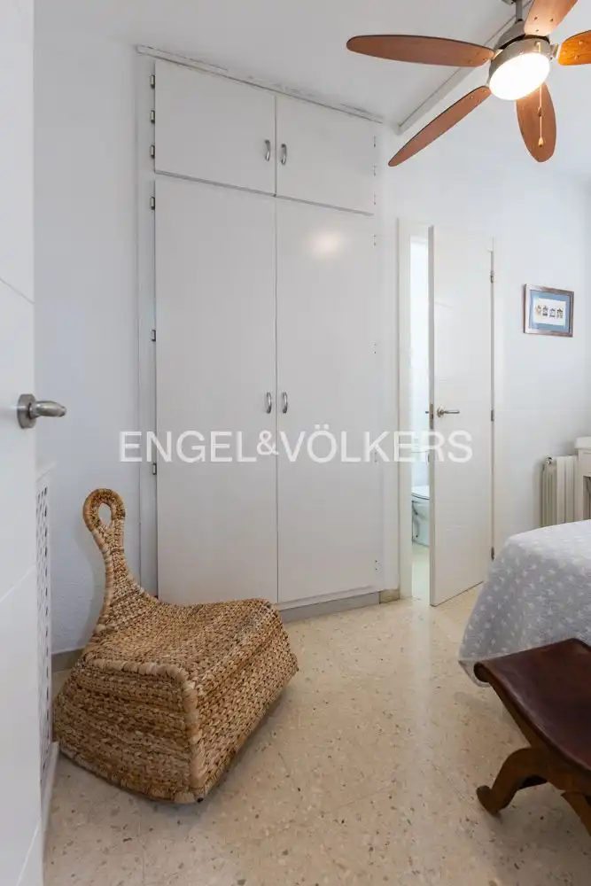 Flat for rent in Valencia  with Air Conditioner, Heating and Parquet flooring